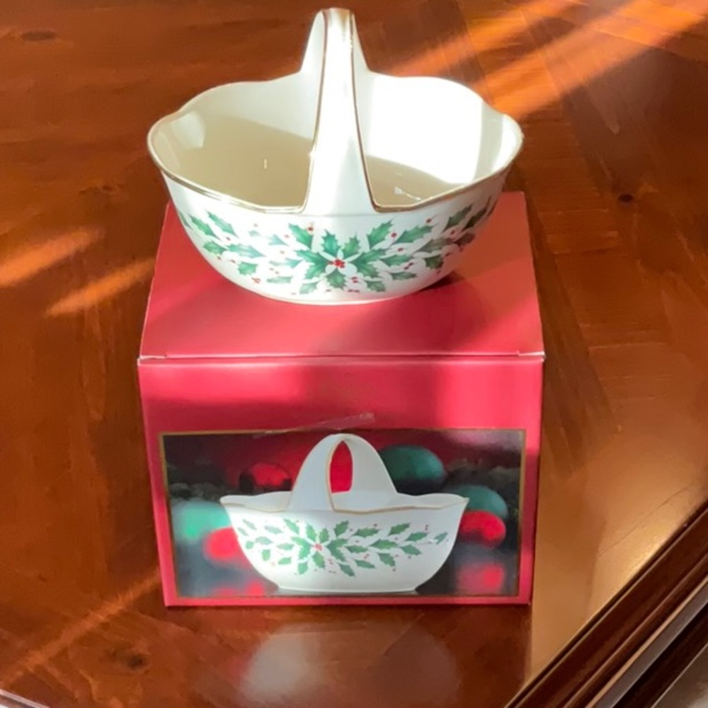 Lenox Christmas Basket (28) bc-1